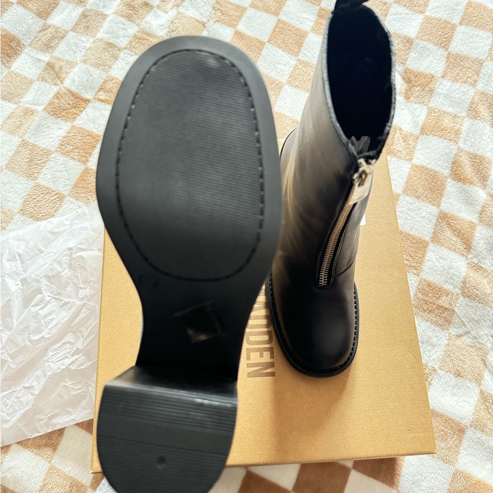 Steve Madden leather Booties